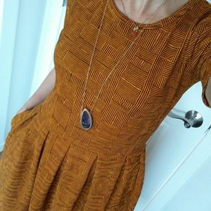 Lularoe Amelia dress size small